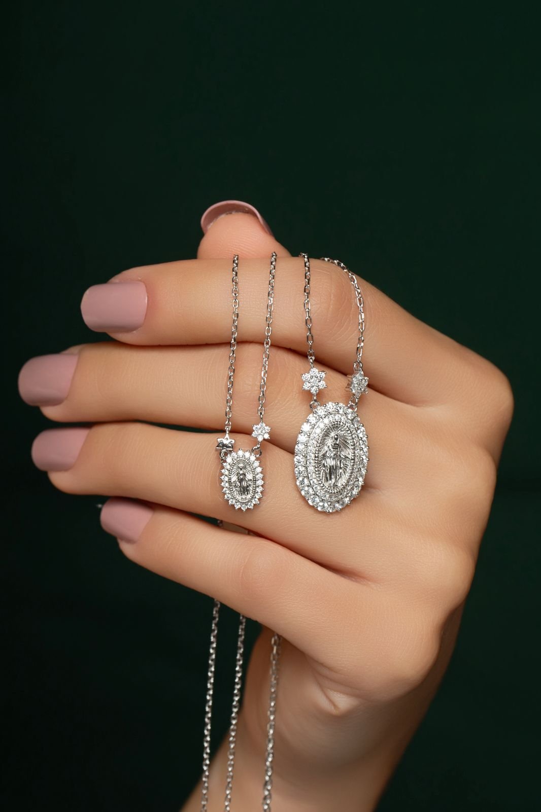 Colar com moissanite